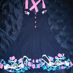 Too Fast rockabilly pinup open back dress